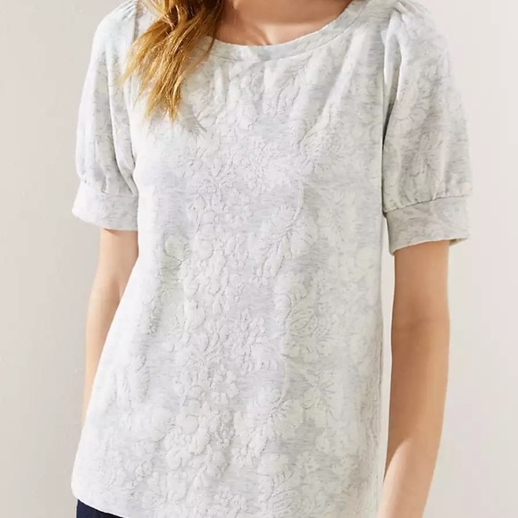 Pink LOFT puff sleeve 🌸 - Picture 8 of 8